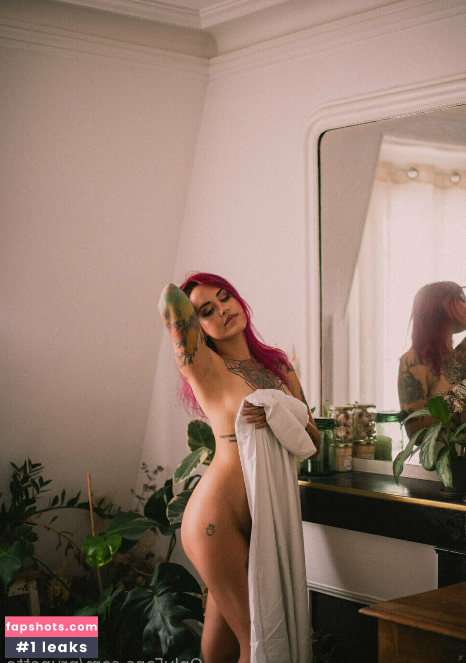 Prunette gallery photo #8