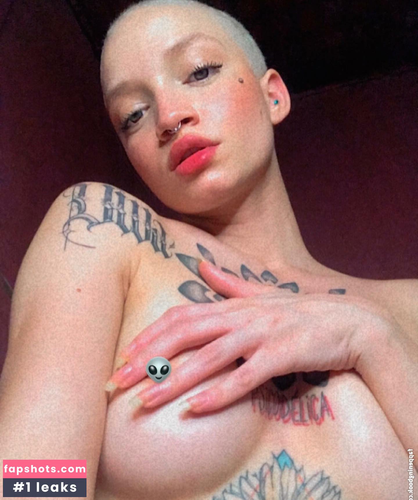 Psicodelicah nude babe gallery