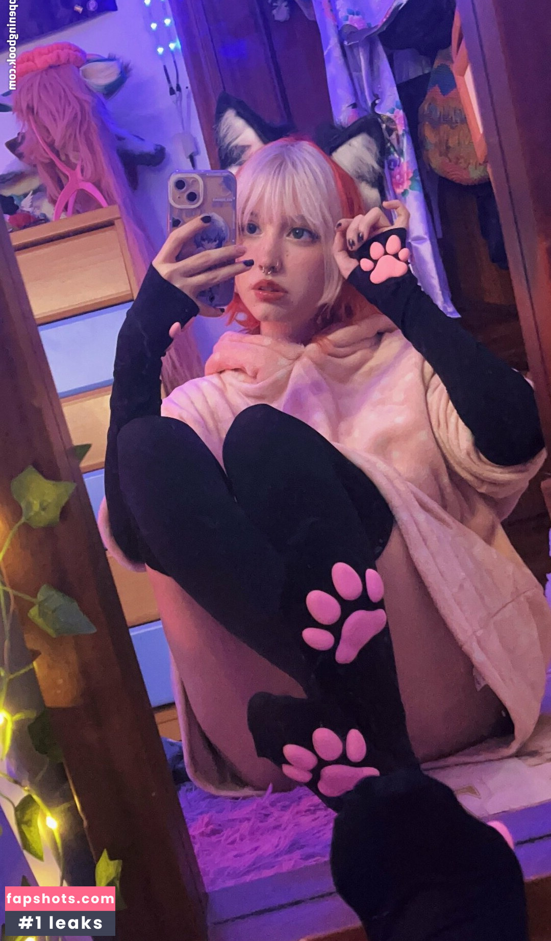 pugabite gallery photo #11