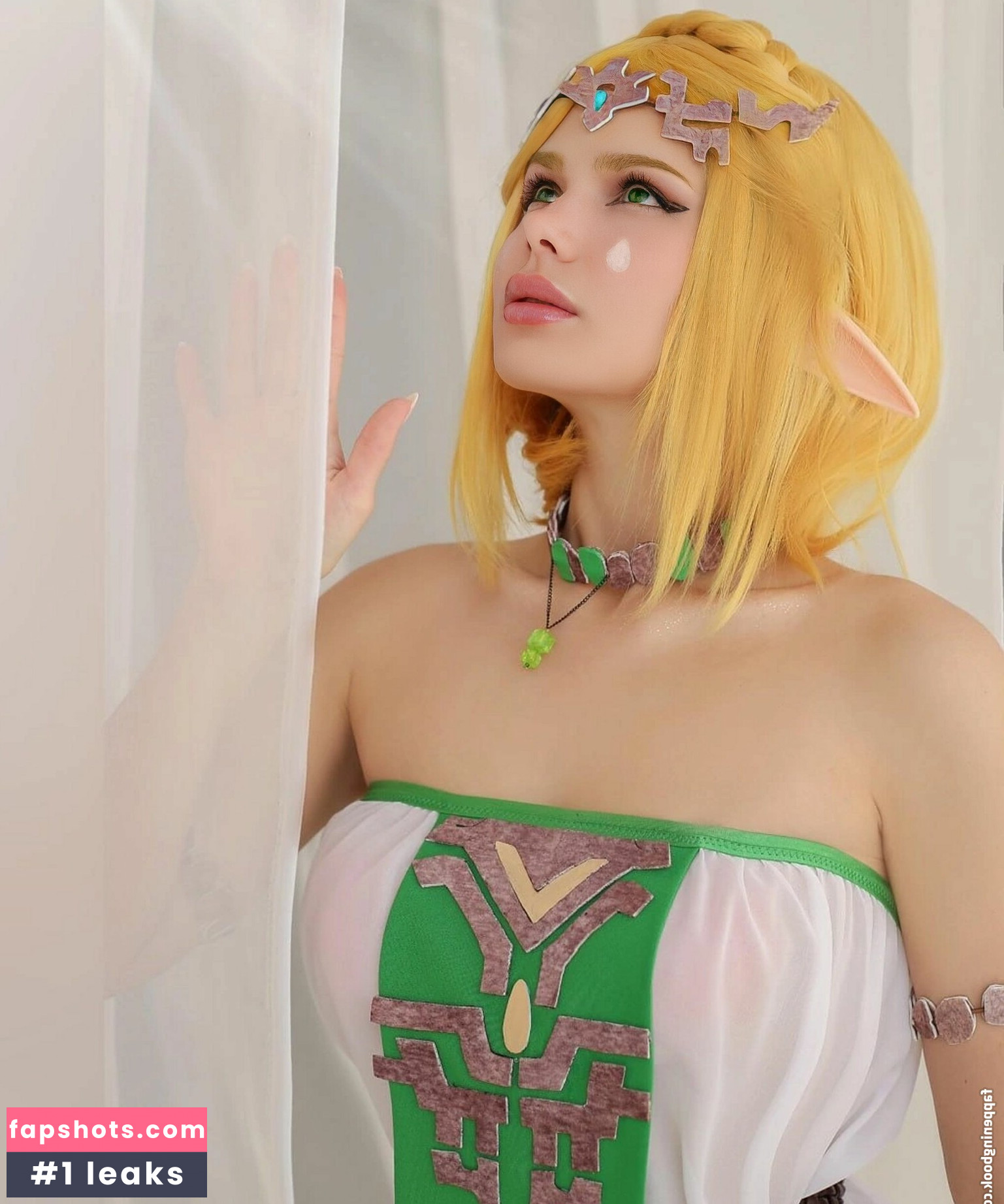 Purple Amelie gallery photo #19