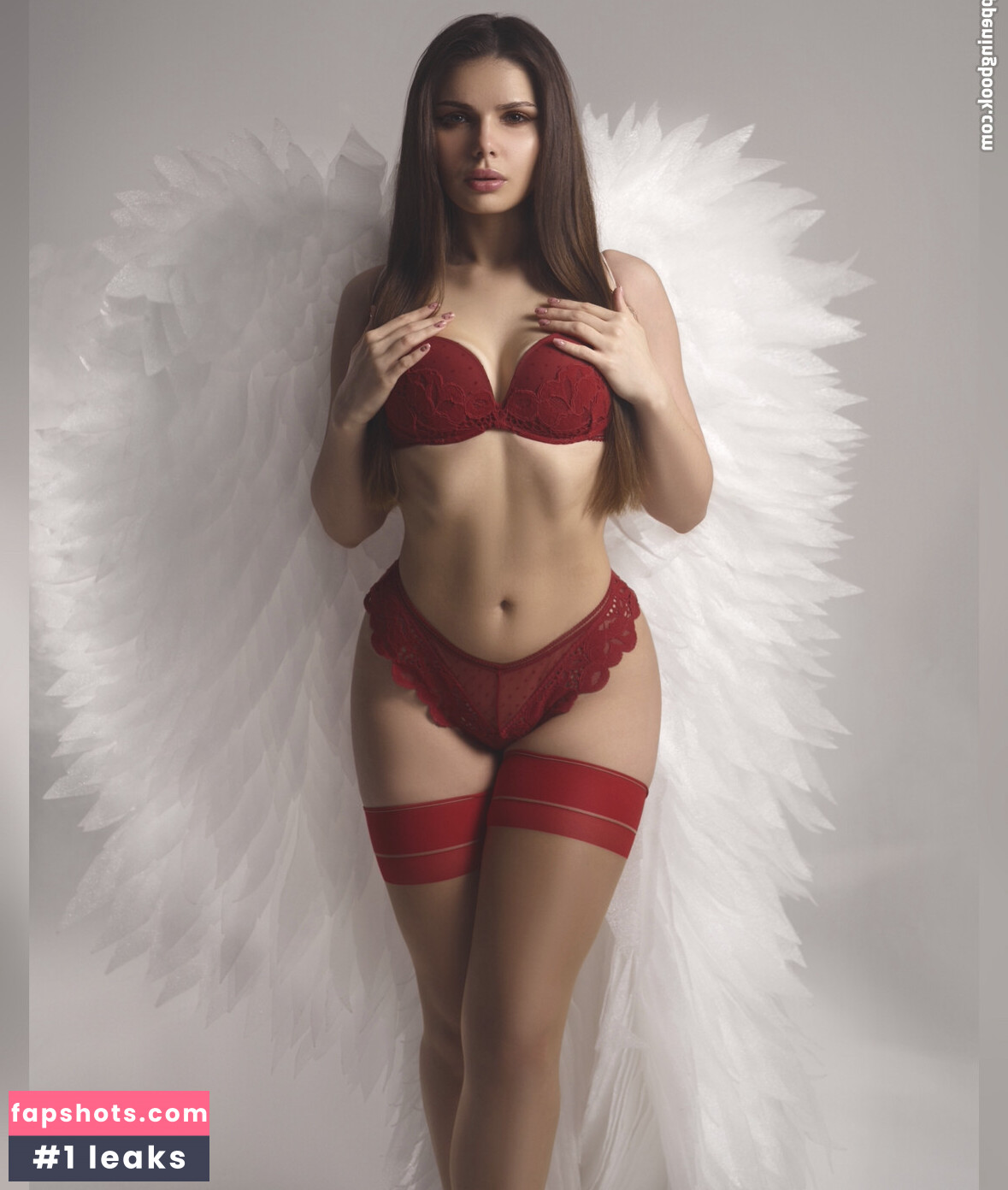 Purple Amelie gallery photo #63