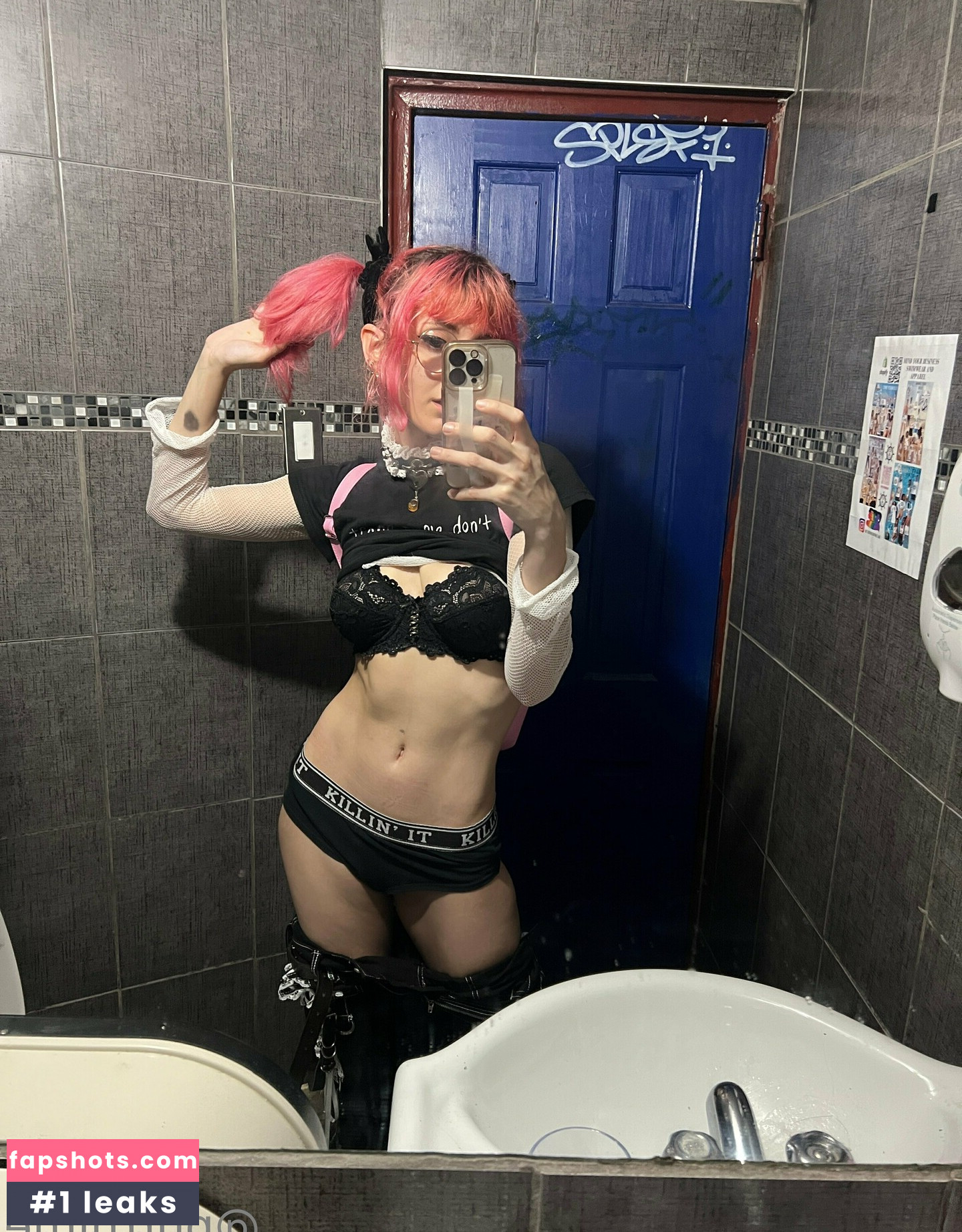 Purrblind gallery photo #40