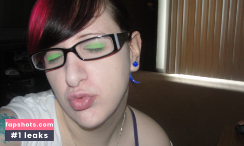 PushingUpRoses gallery photo #103