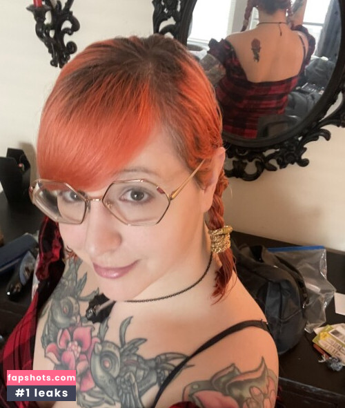 PushingUpRoses gallery photo #19