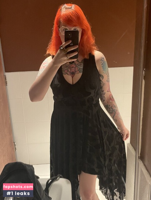 PushingUpRoses gallery photo #20