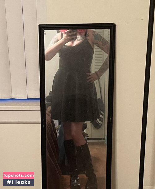 PushingUpRoses gallery photo #50