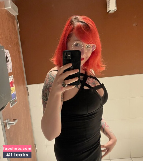 PushingUpRoses gallery photo #53