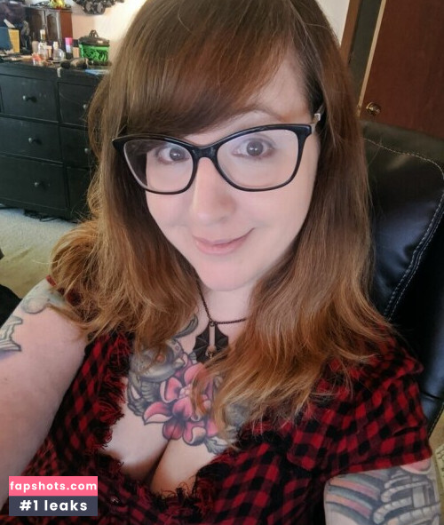 PushingUpRoses gallery photo #98