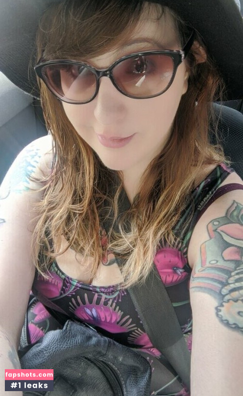 PushingUpRoses gallery photo #99