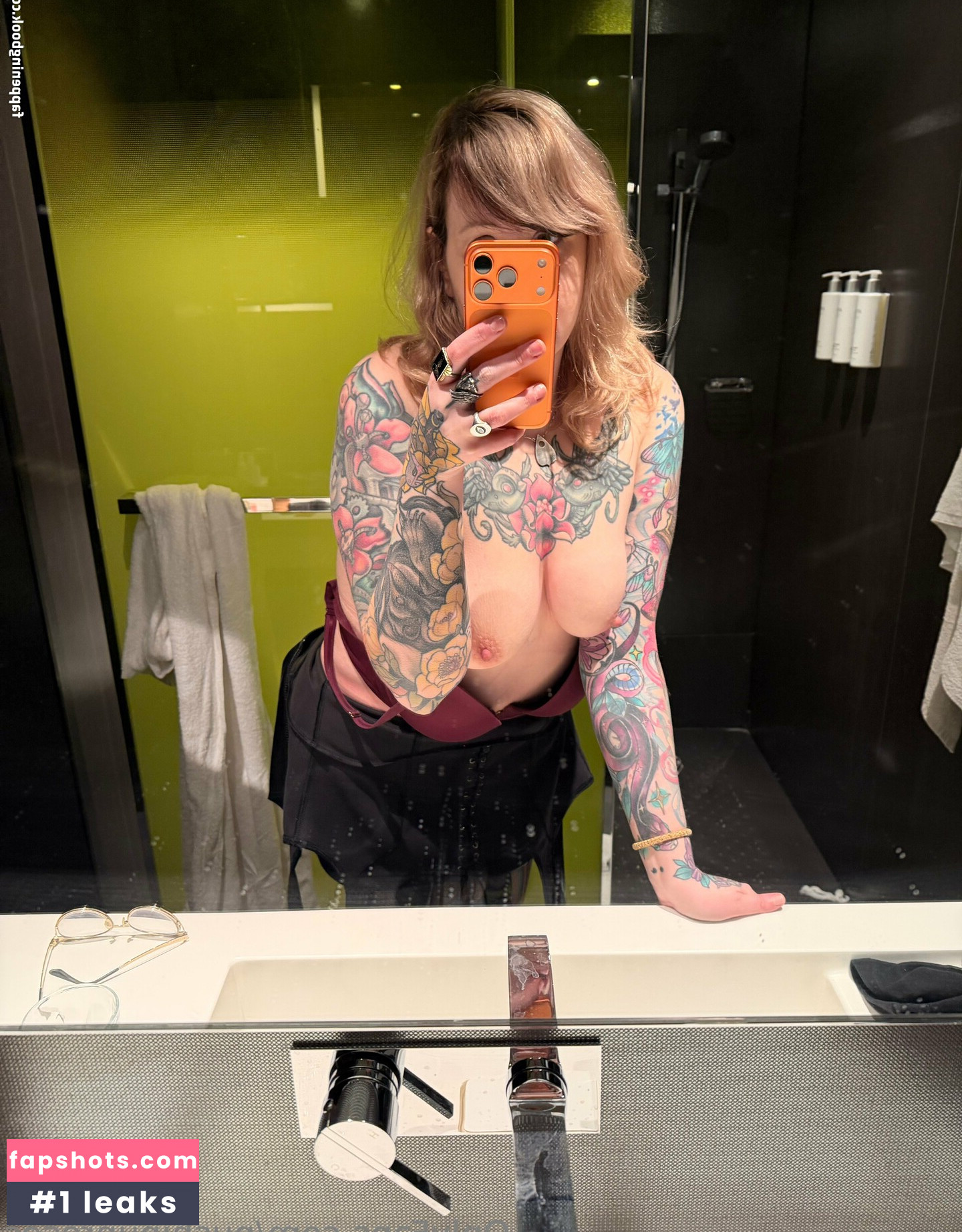 PushingUpRoses gallery photo #11