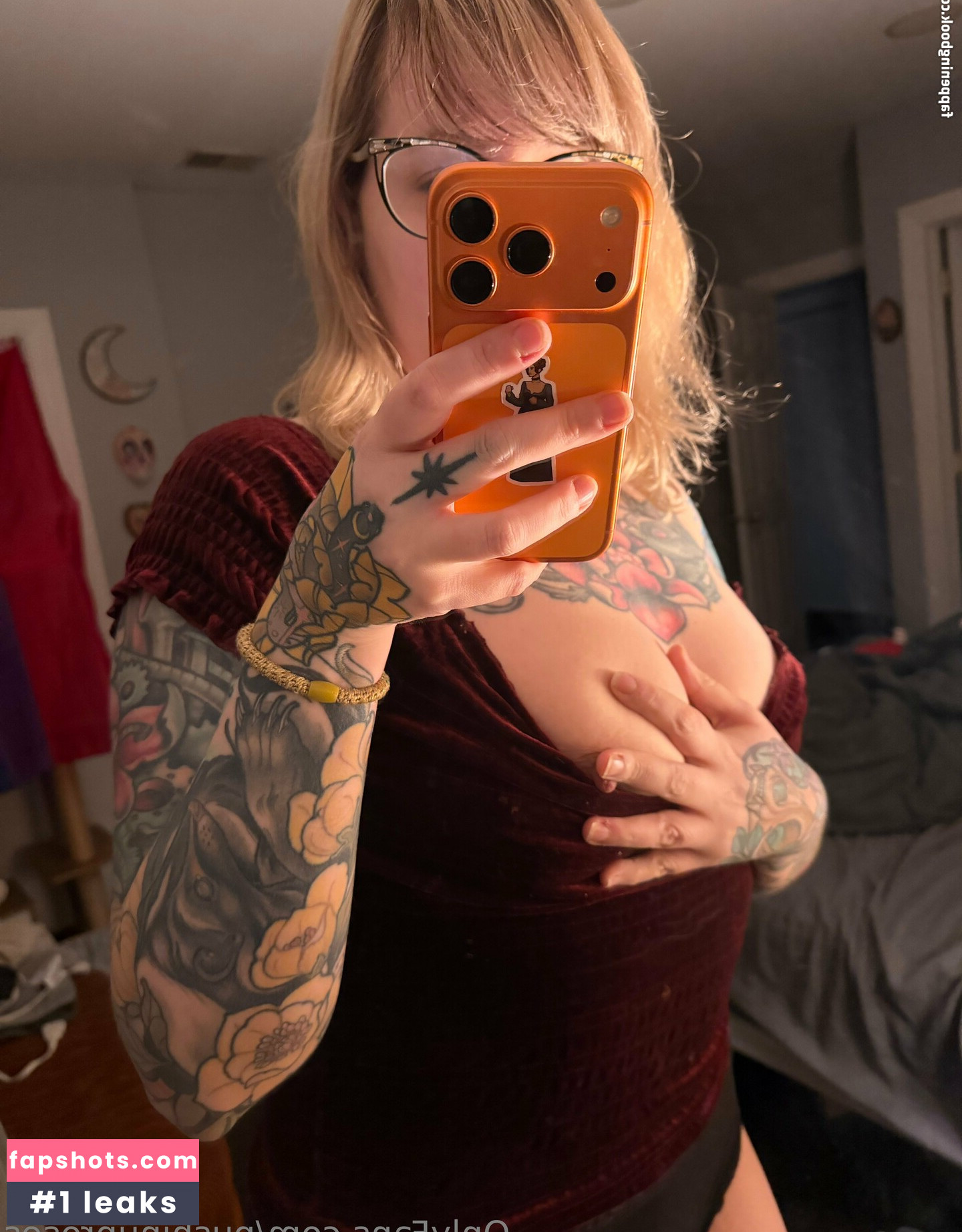 PushingUpRoses gallery photo #3