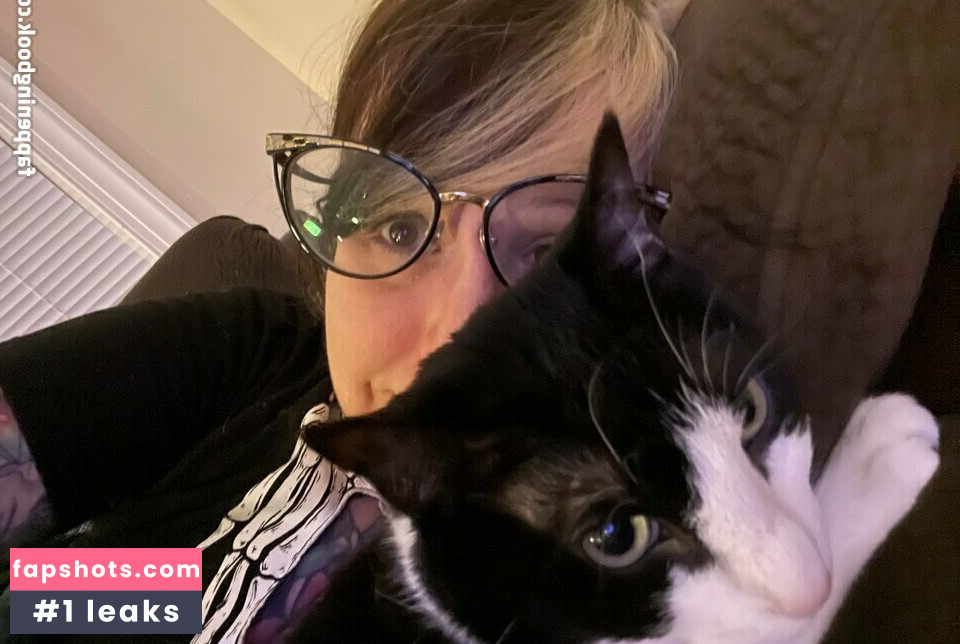 PushingUpRoses gallery photo #202