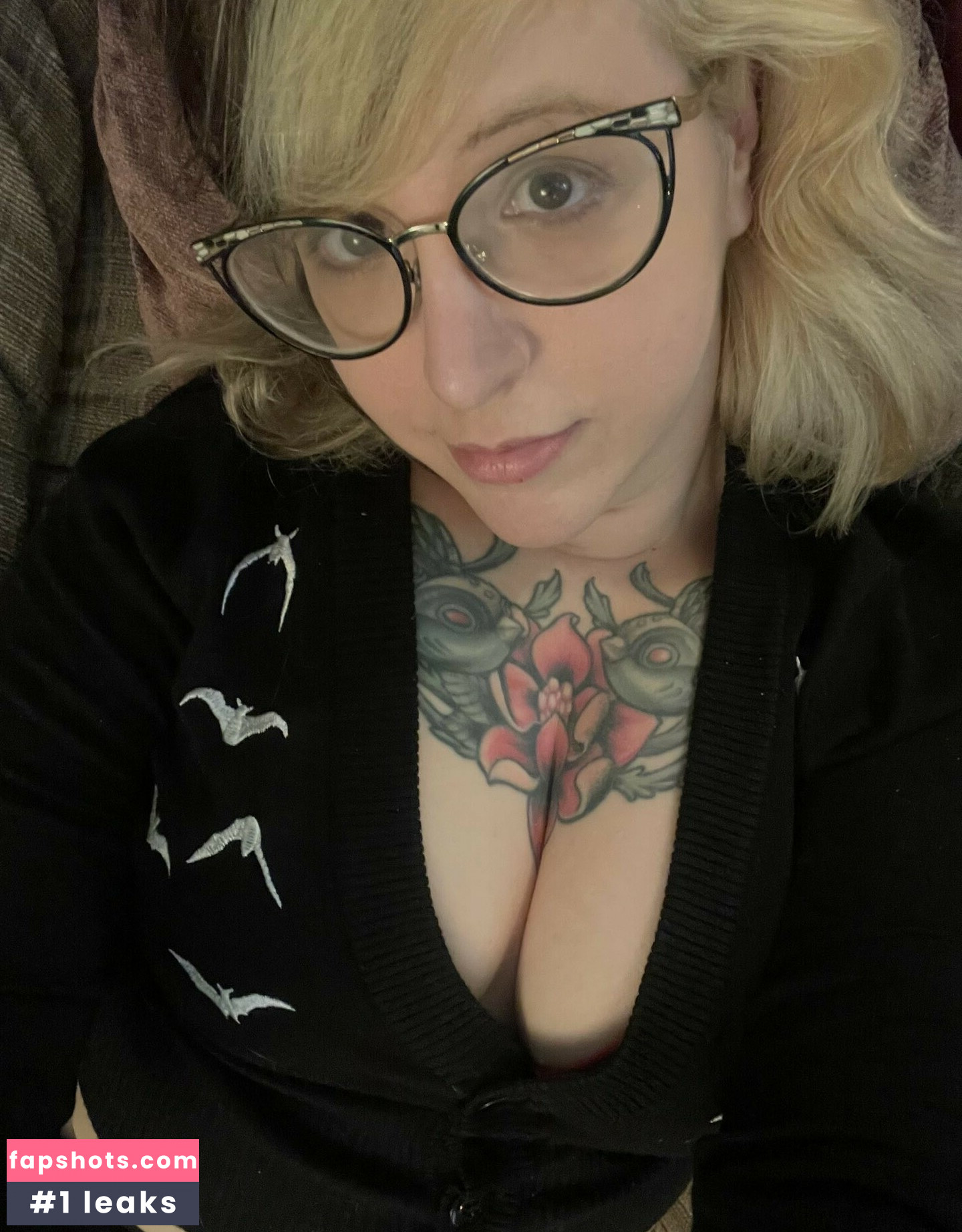 PushingUpRoses gallery photo #259