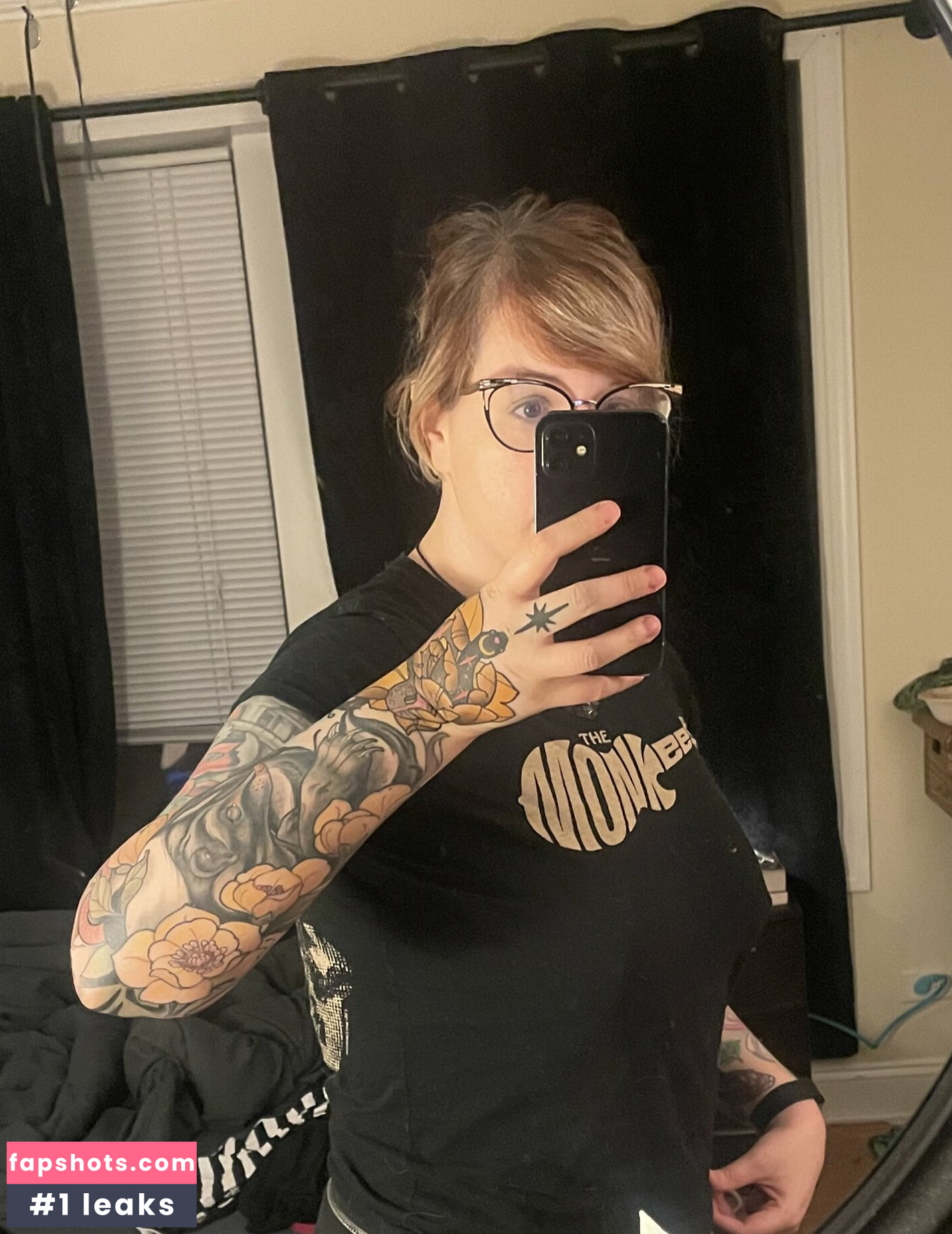 PushingUpRoses gallery photo #284