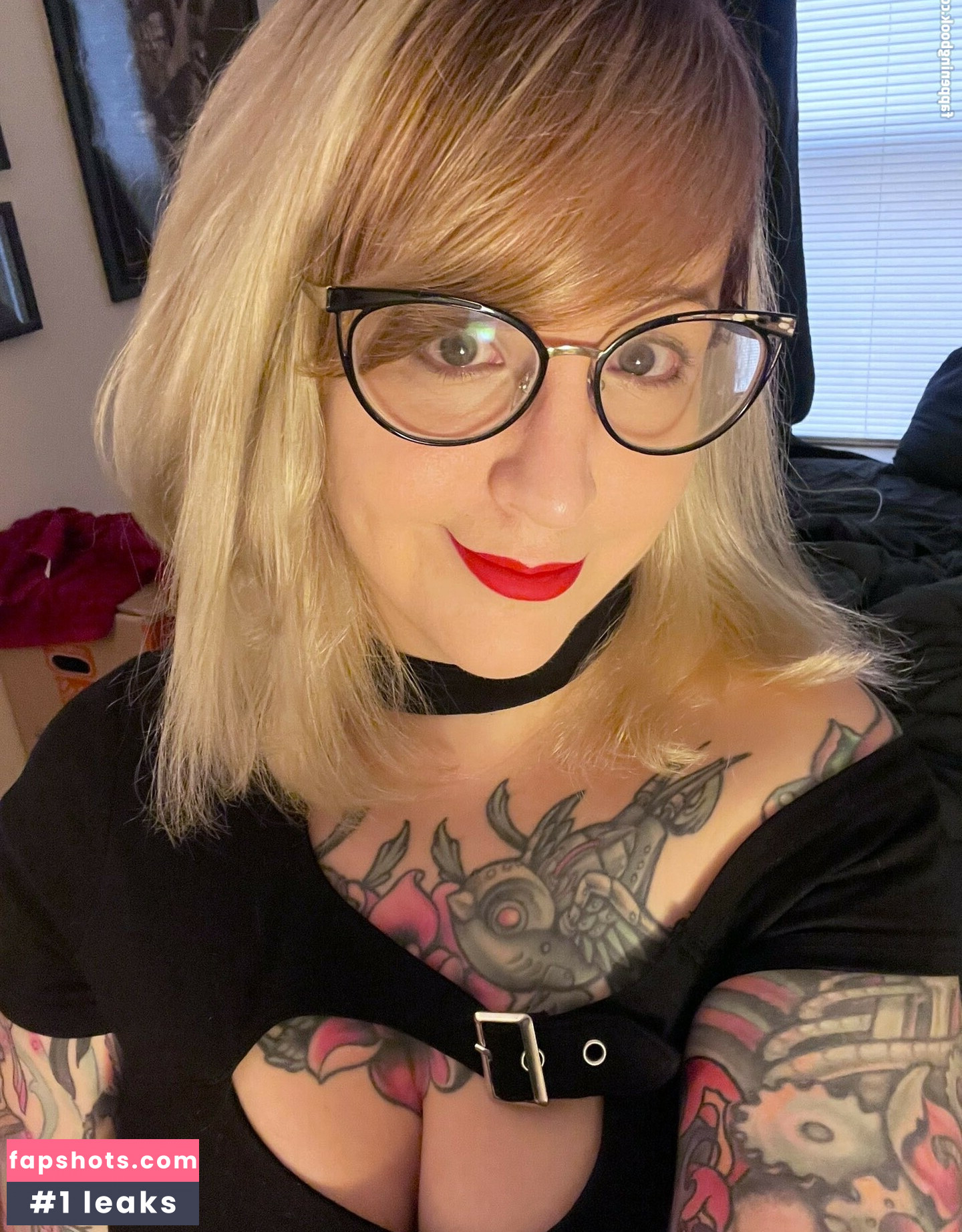 PushingUpRoses gallery photo #292