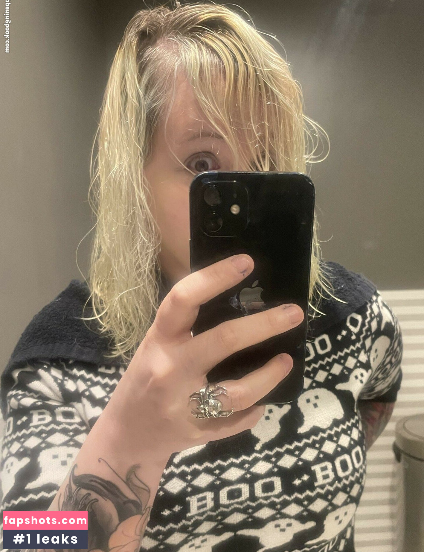 PushingUpRoses gallery photo #301