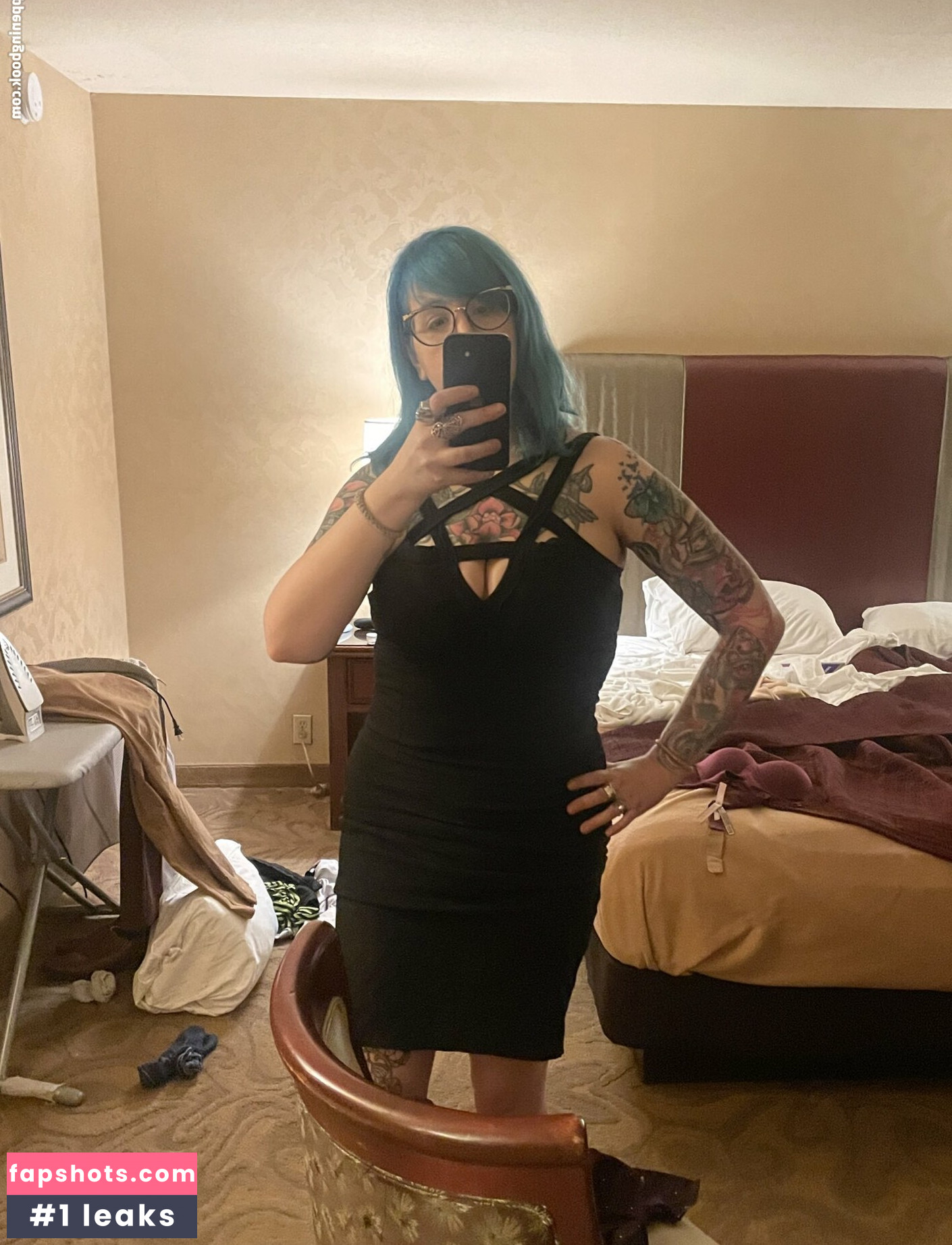 PushingUpRoses gallery photo #318