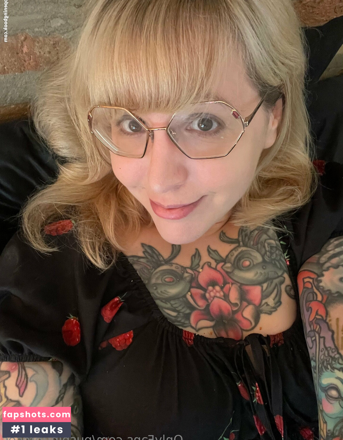 PushingUpRoses gallery photo #36