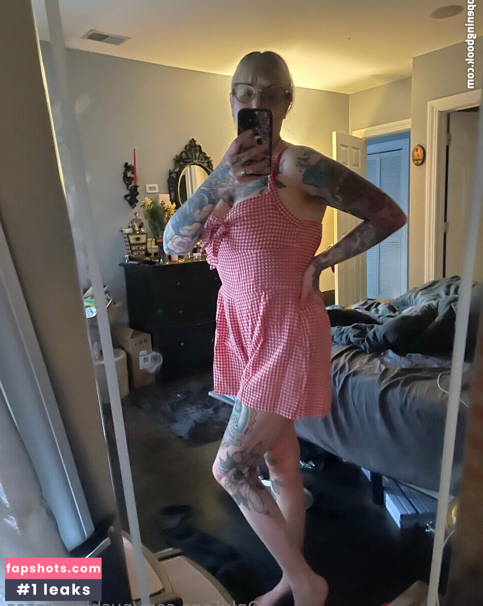 PushingUpRoses gallery photo #41