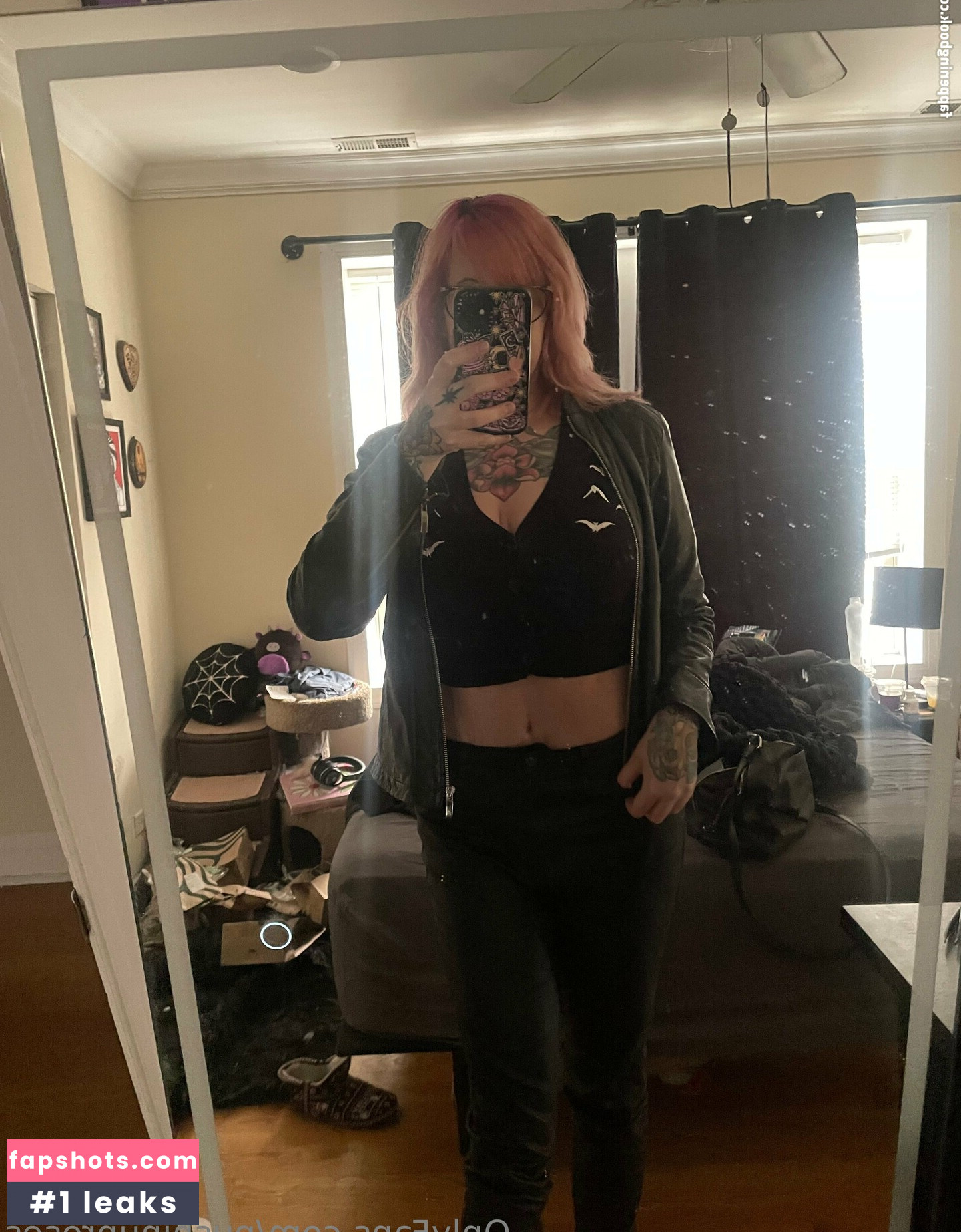 PushingUpRoses gallery photo #60