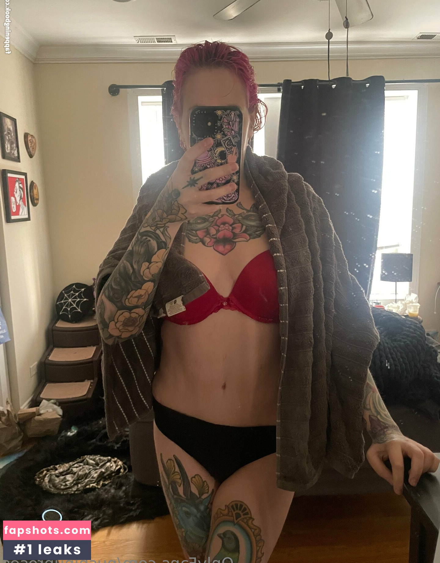 PushingUpRoses gallery photo #67