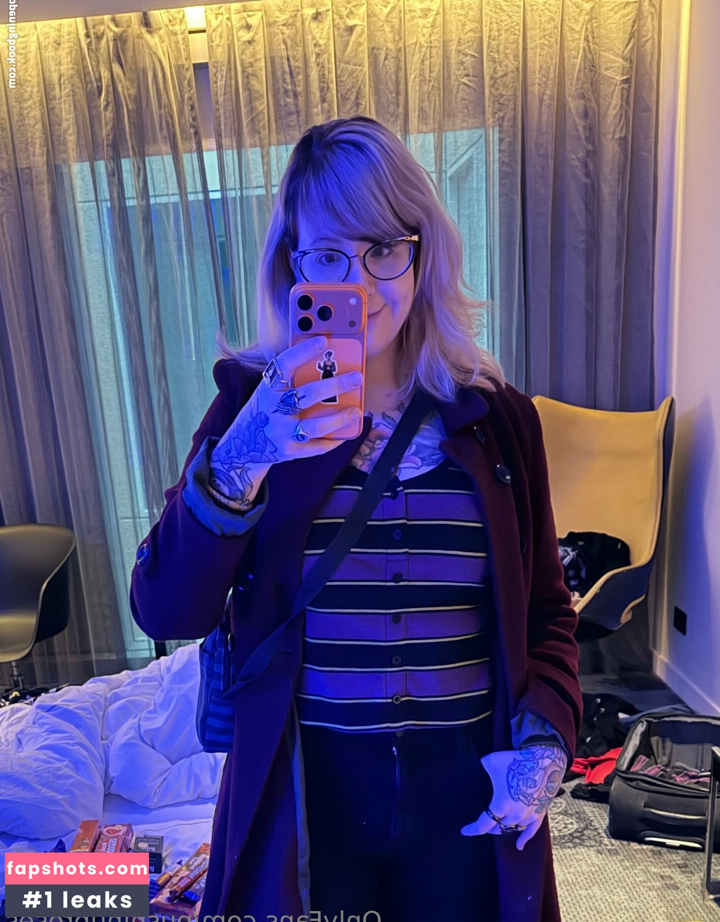 PushingUpRoses gallery photo #9