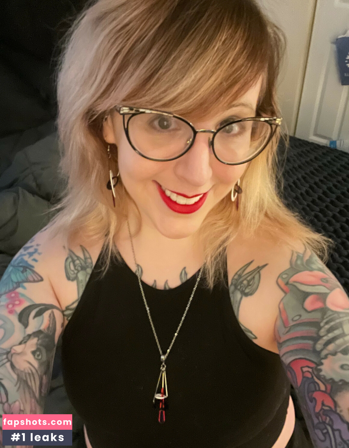 PushingUpRoses gallery photo #81