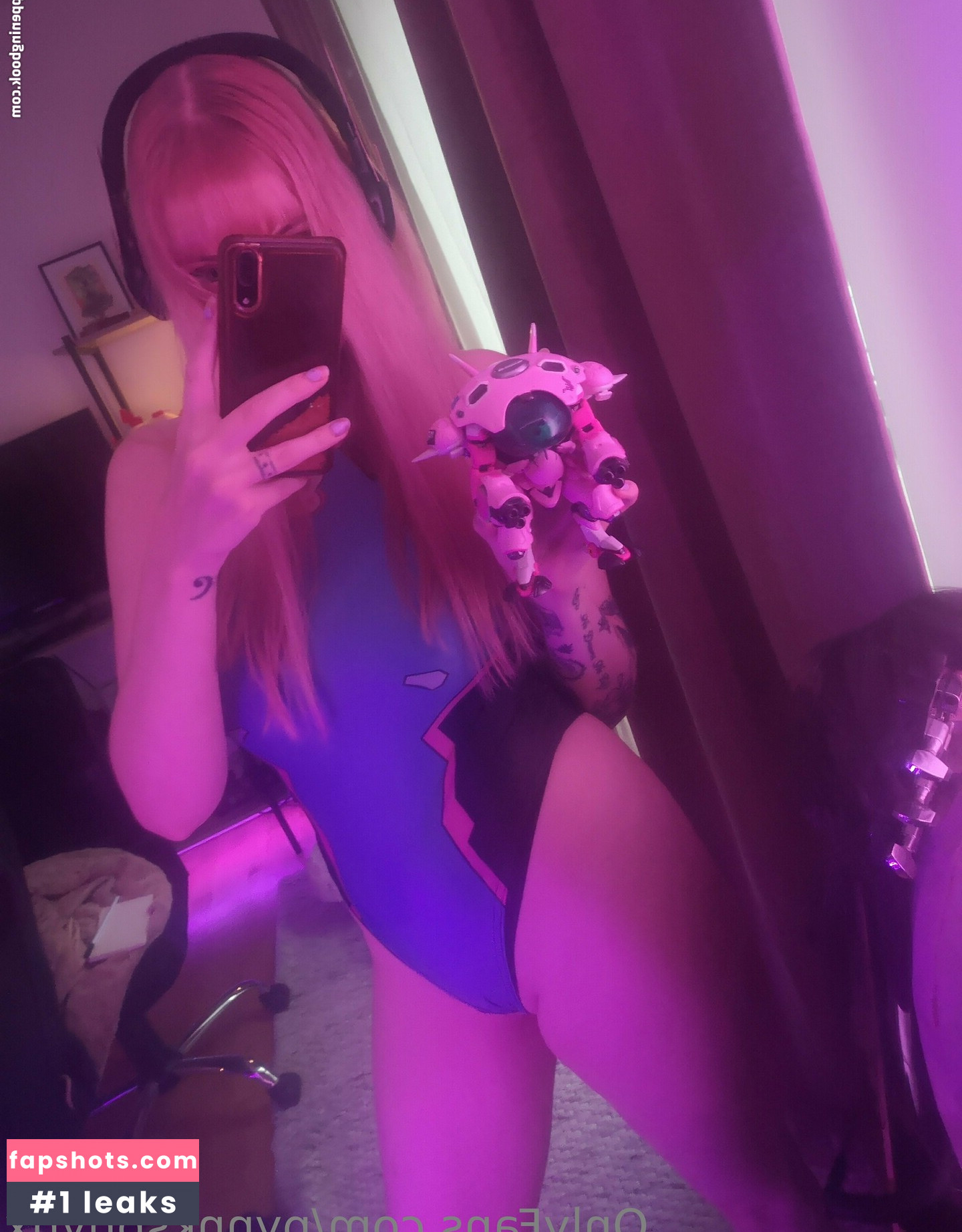 pynnksphynx gallery photo #2