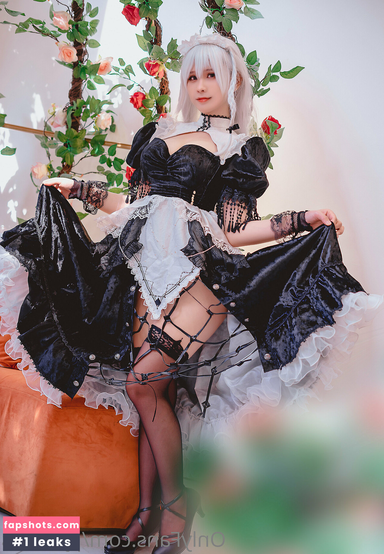 pyoncos nude babe gallery