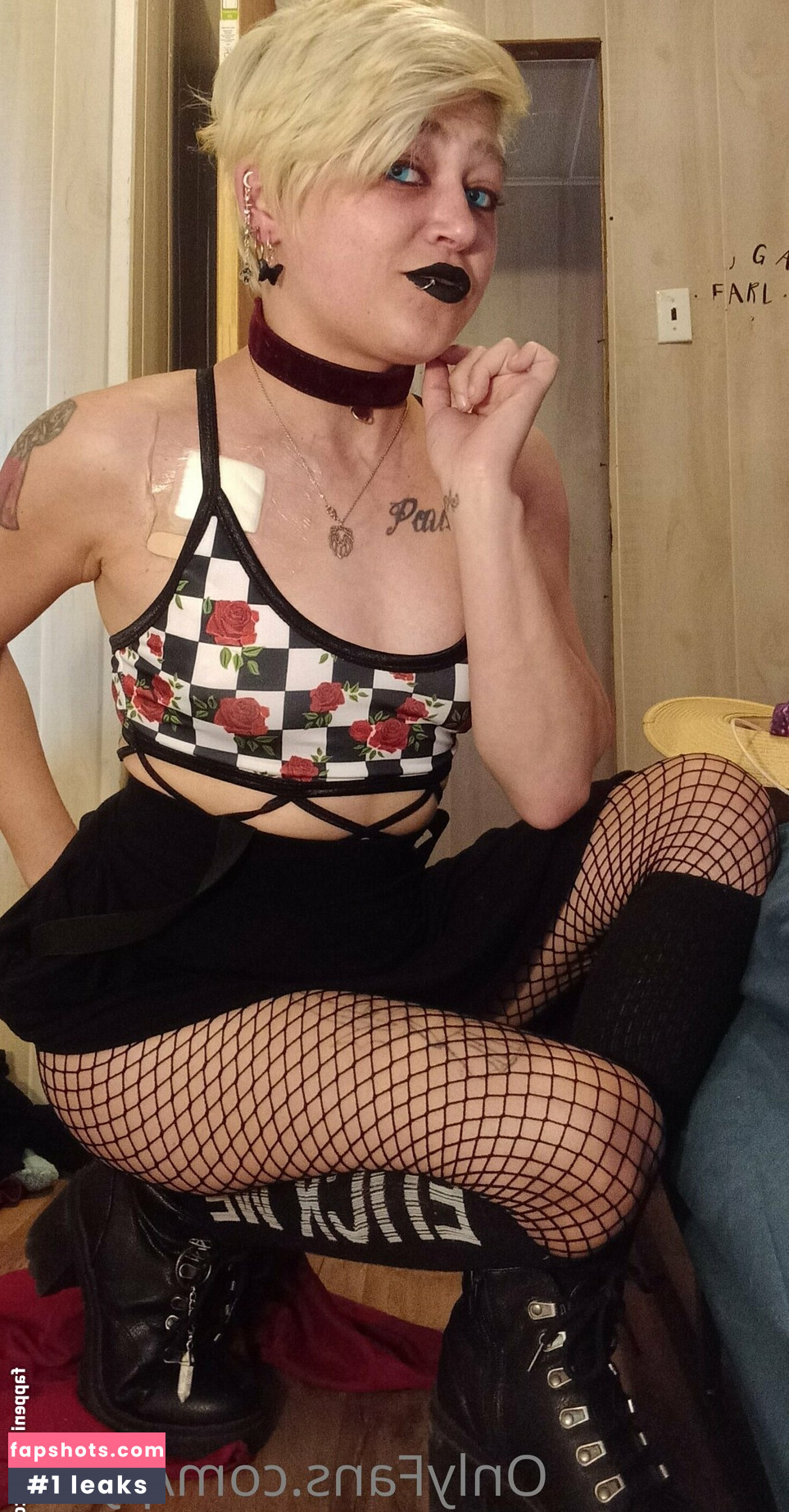 pyxxii gallery photo #20