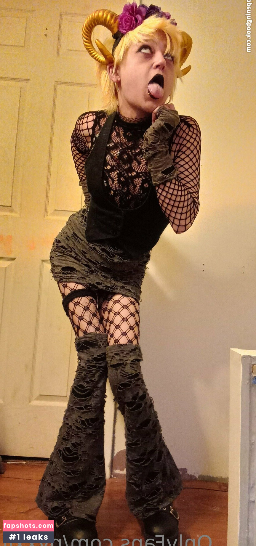 pyxxii gallery photo #21