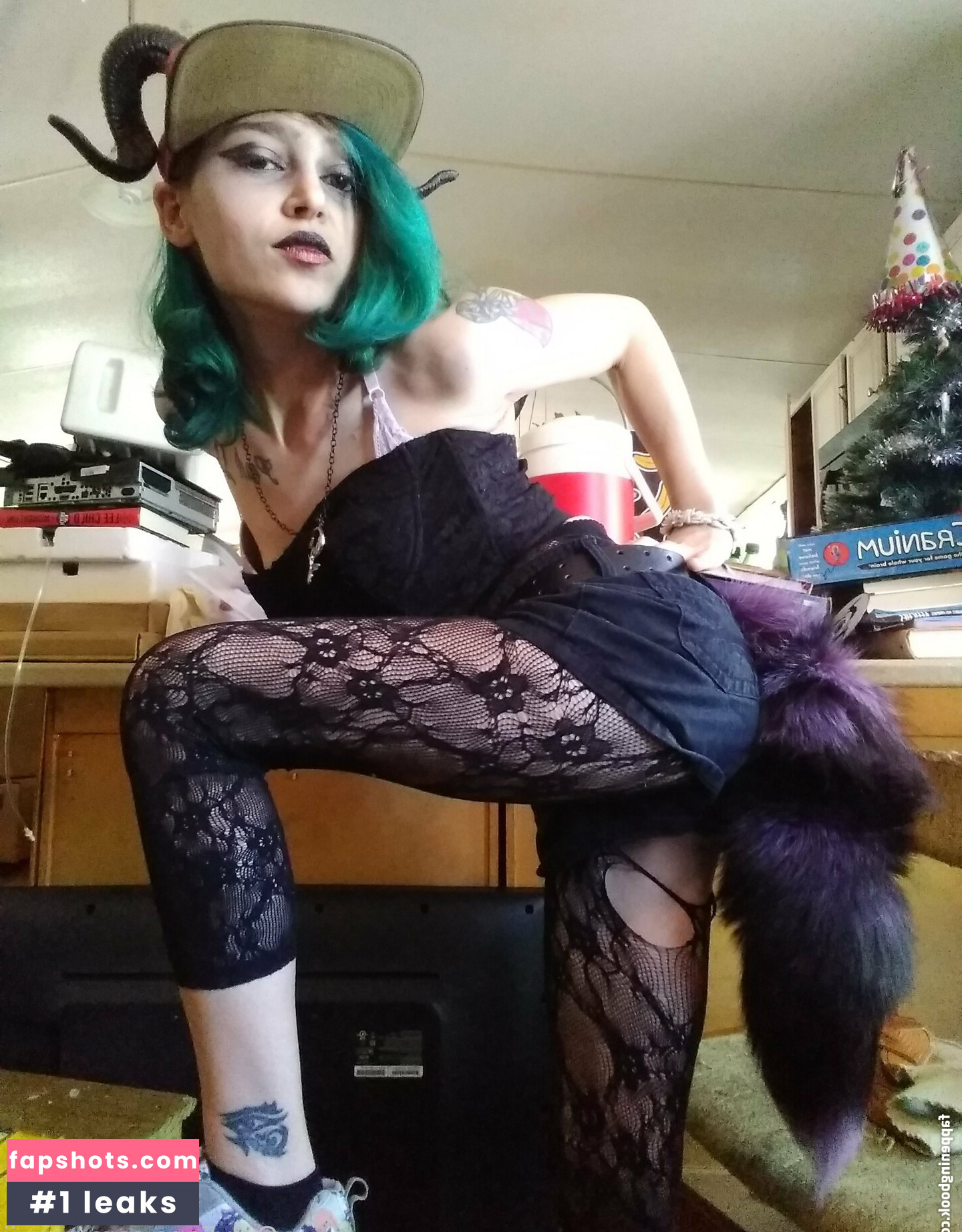 pyxxii gallery photo #28