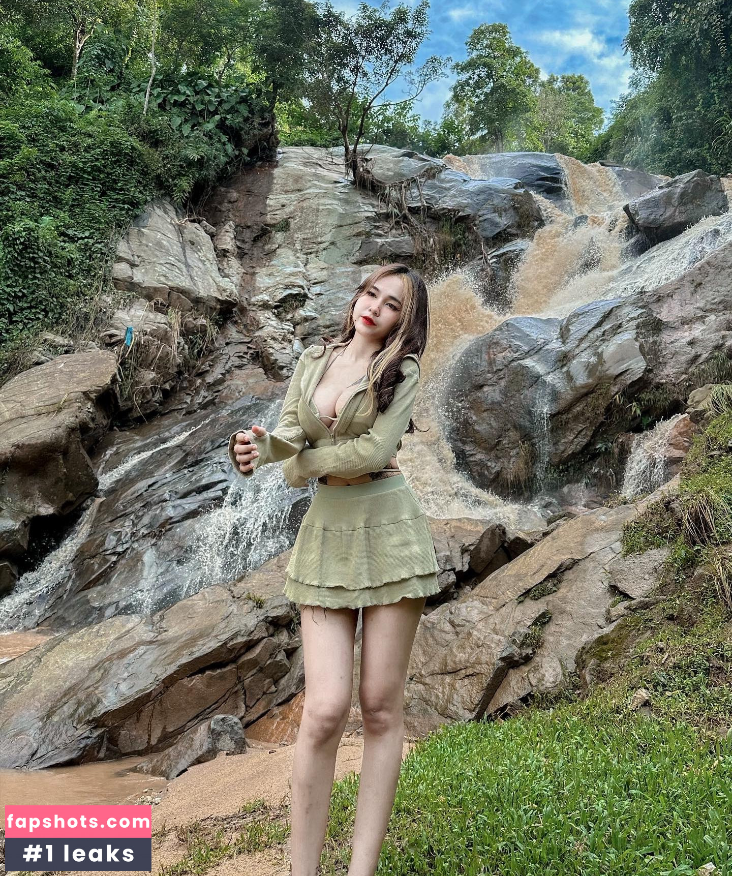 q.namii Filtración Desnuda OnlyFans Foto #100 - Fapshots