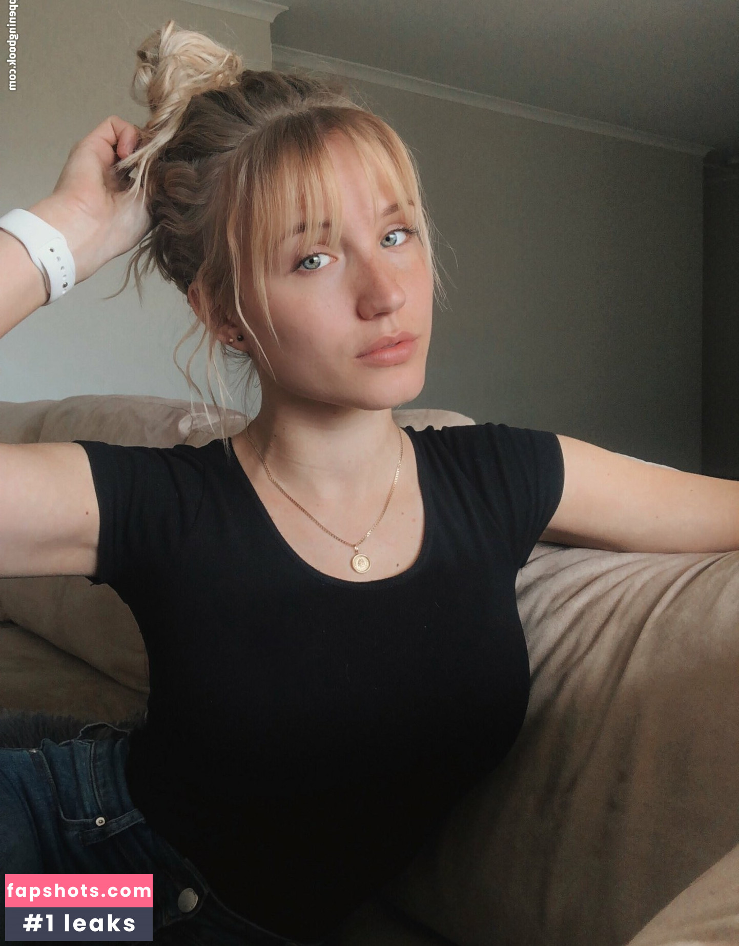 QAEKZ Nude Leaks OnlyFans Photos #21 - LeakJerk