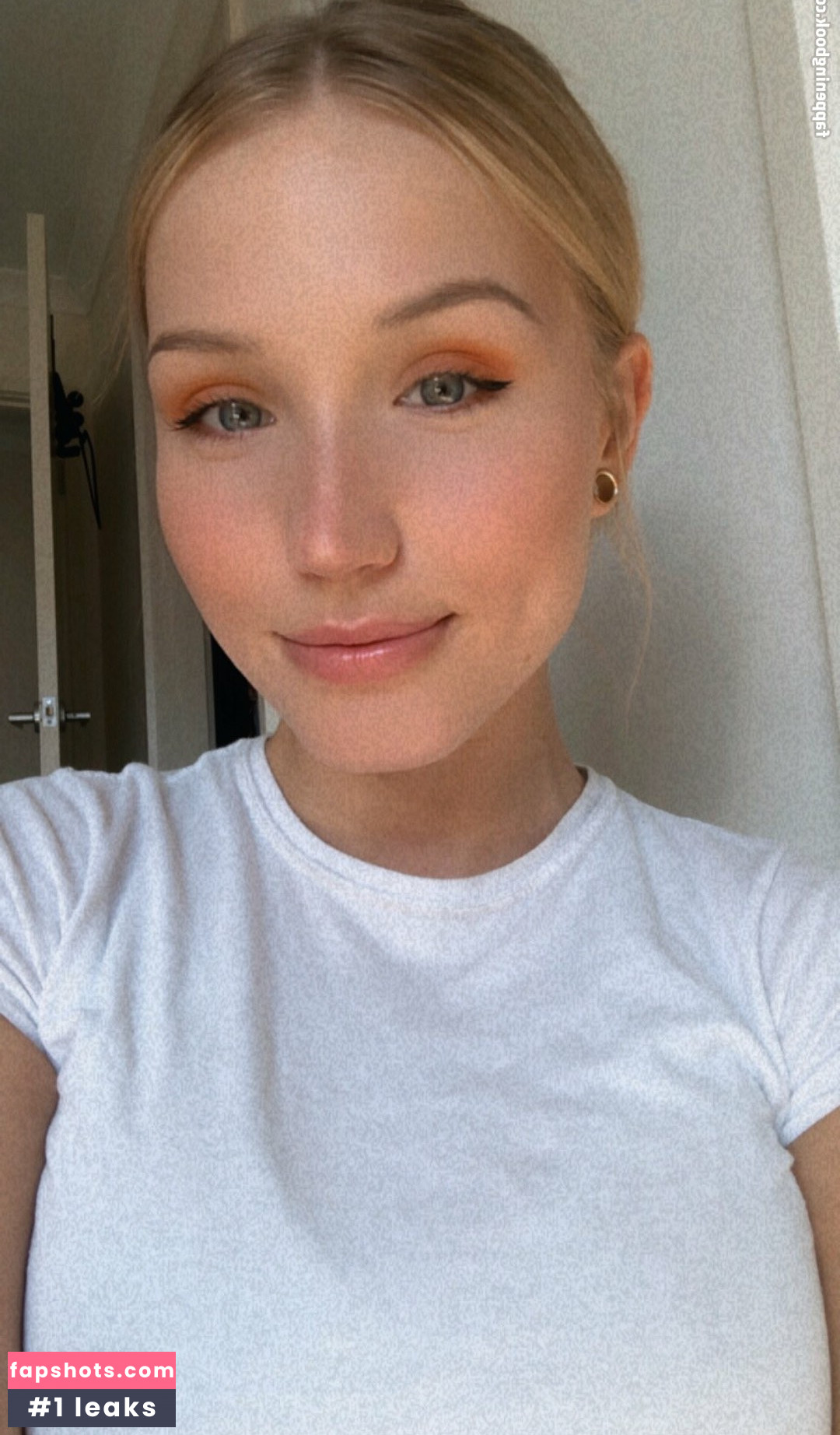 QAEKZ Nude Leaks OnlyFans Photos #29 - LeakJerk