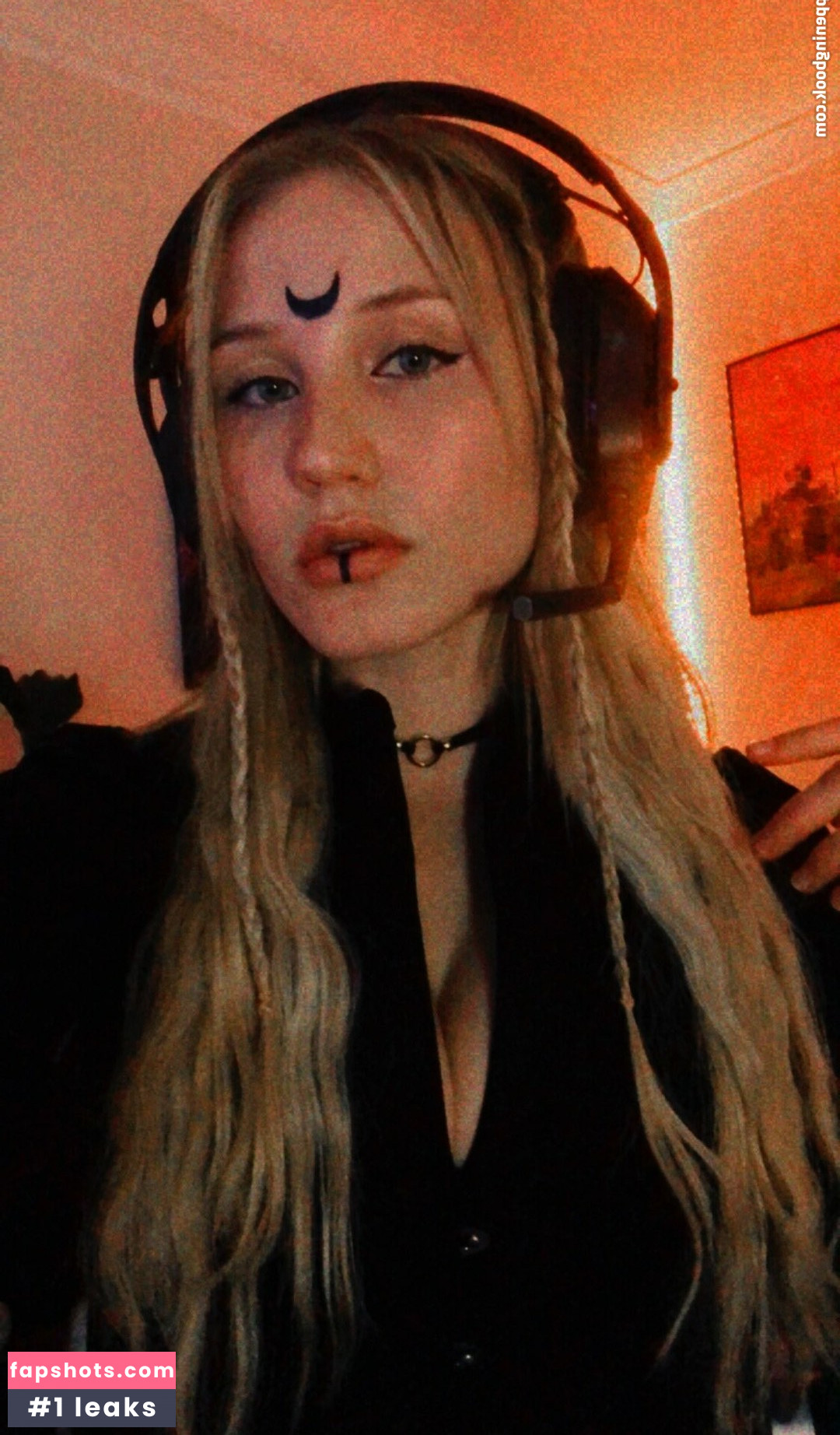 QAEKZ Nude Leaks OnlyFans Photos #9 - LeakJerk