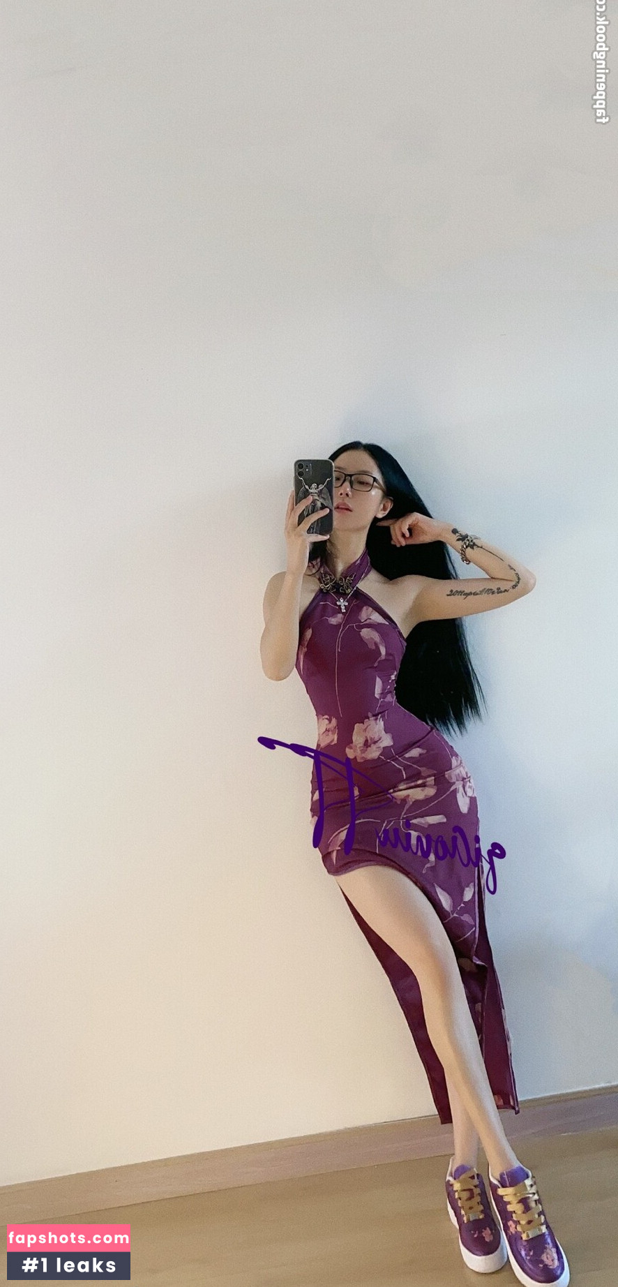 QiaoniuTT gallery photo #1037