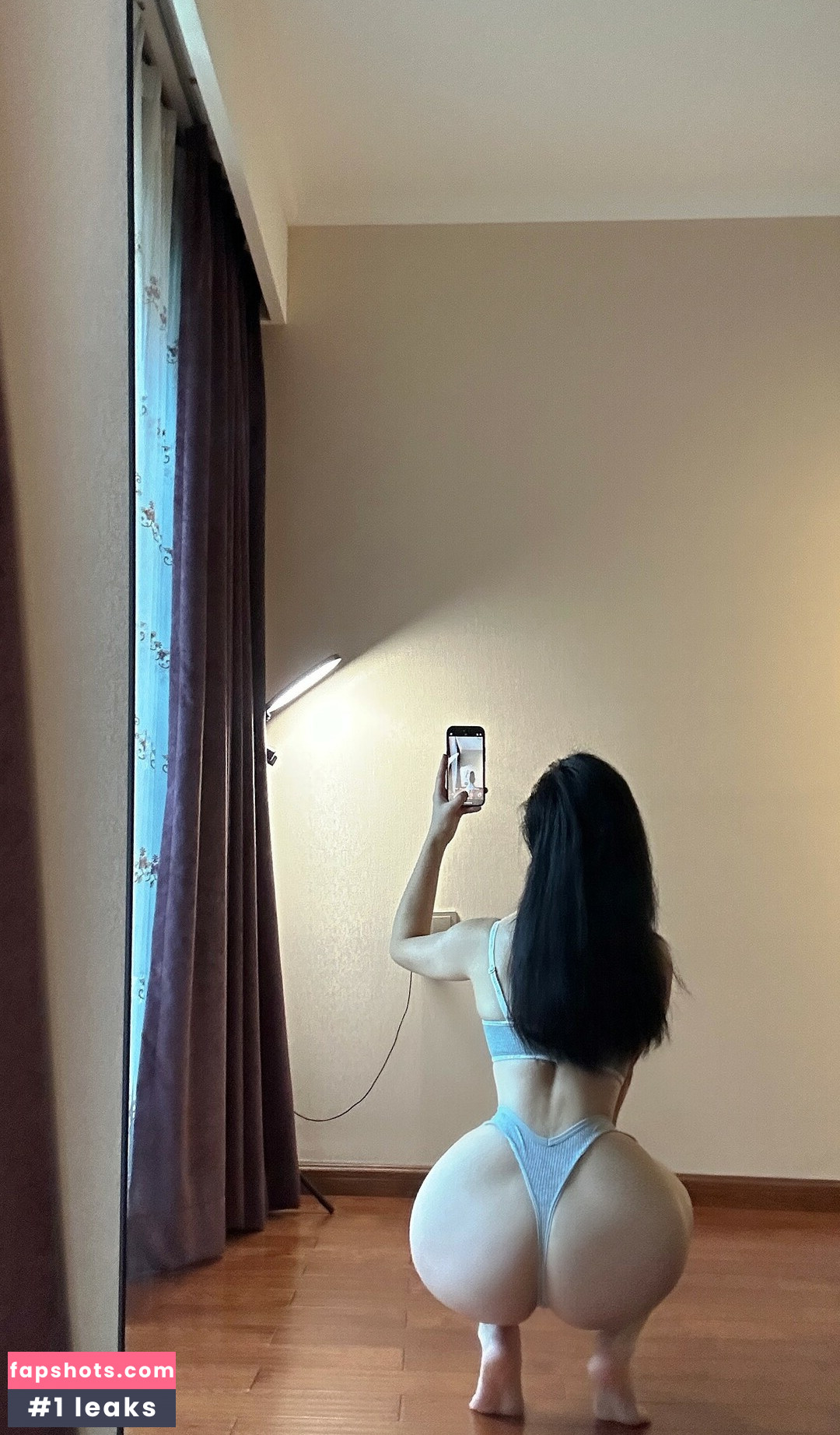 QiaoniuTT gallery photo #114