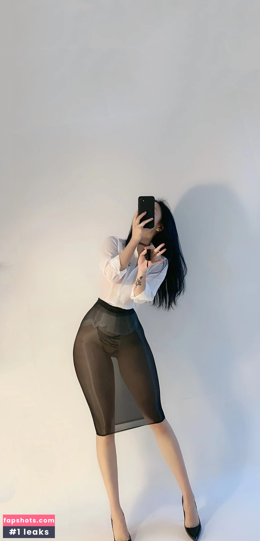 QiaoniuTT gallery photo #1141