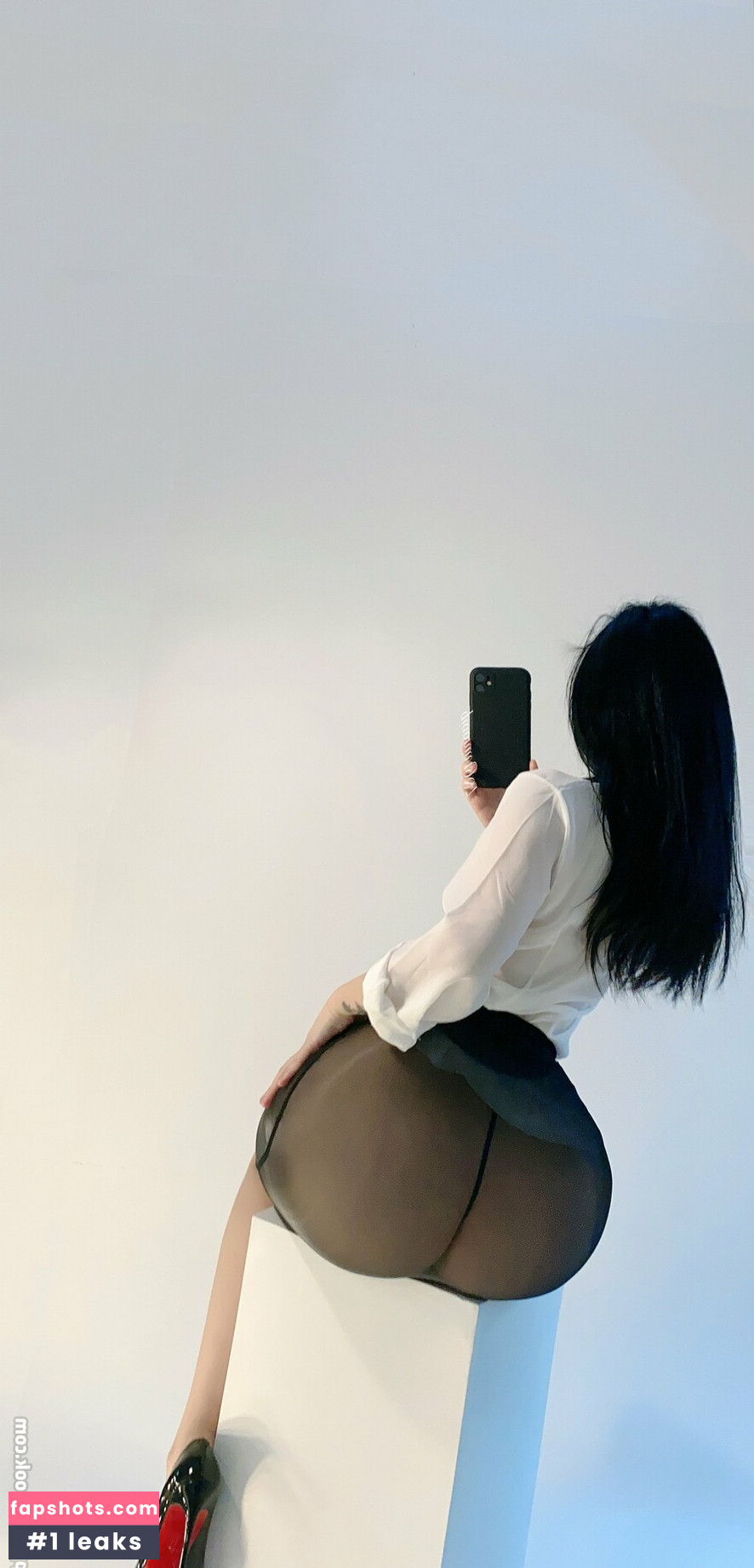 QiaoniuTT gallery photo #1142