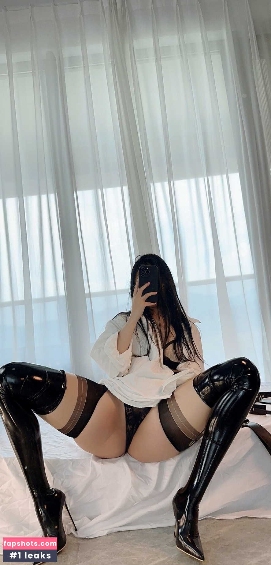 QiaoniuTT gallery photo #1206