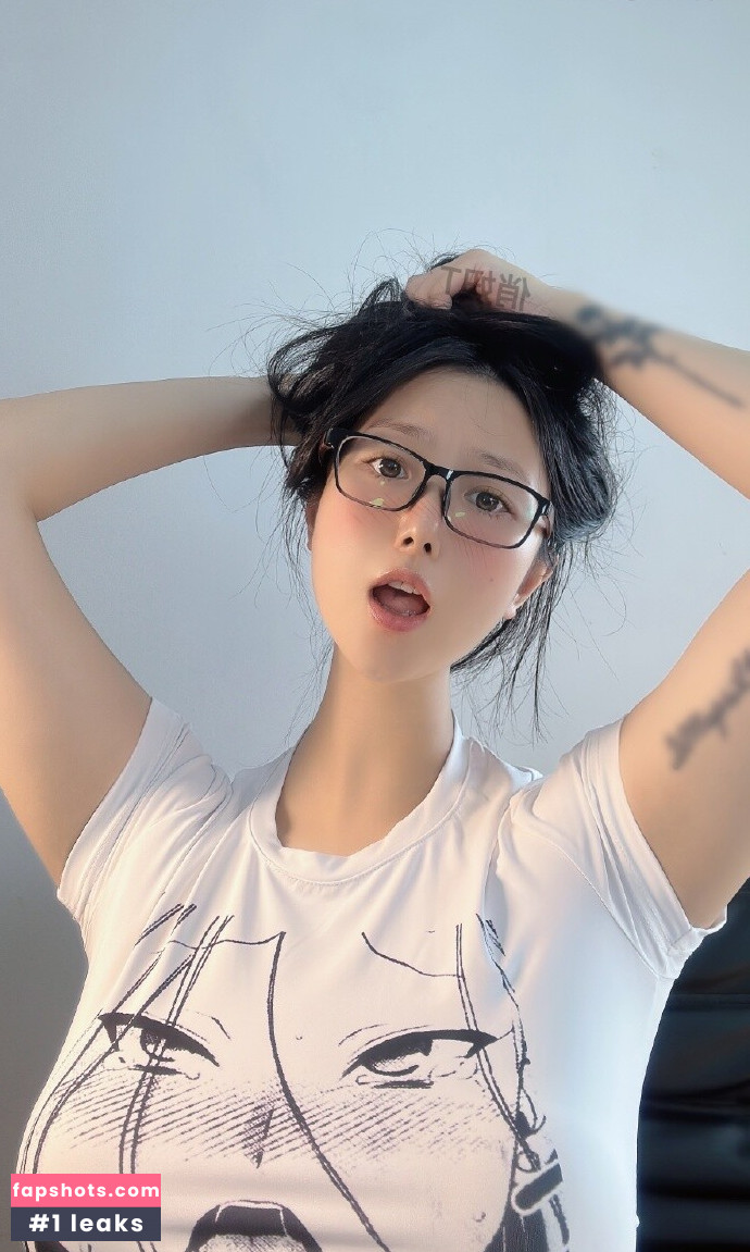 QiaoniuTT gallery photo #1235