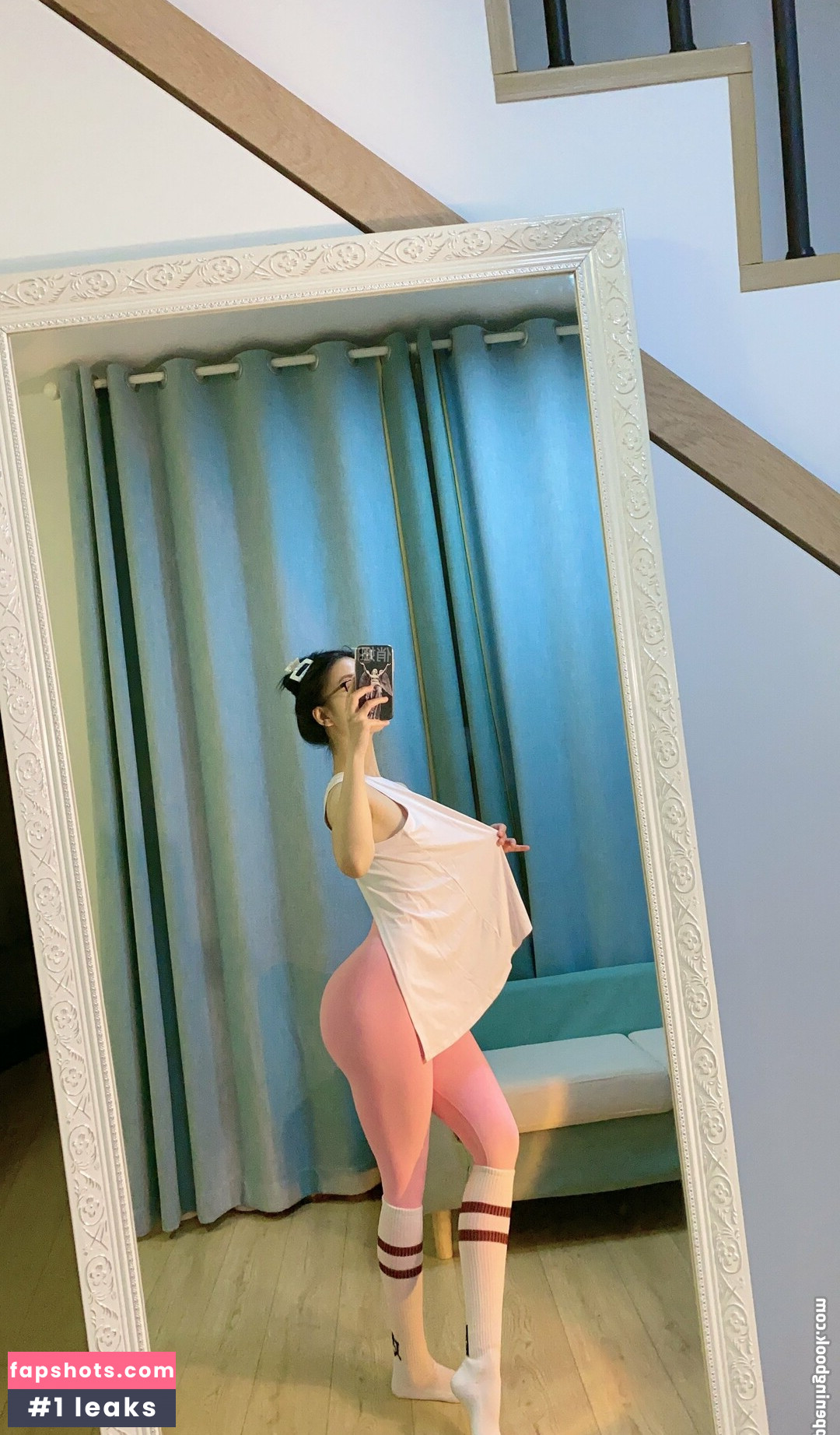 QiaoniuTT gallery photo #1245