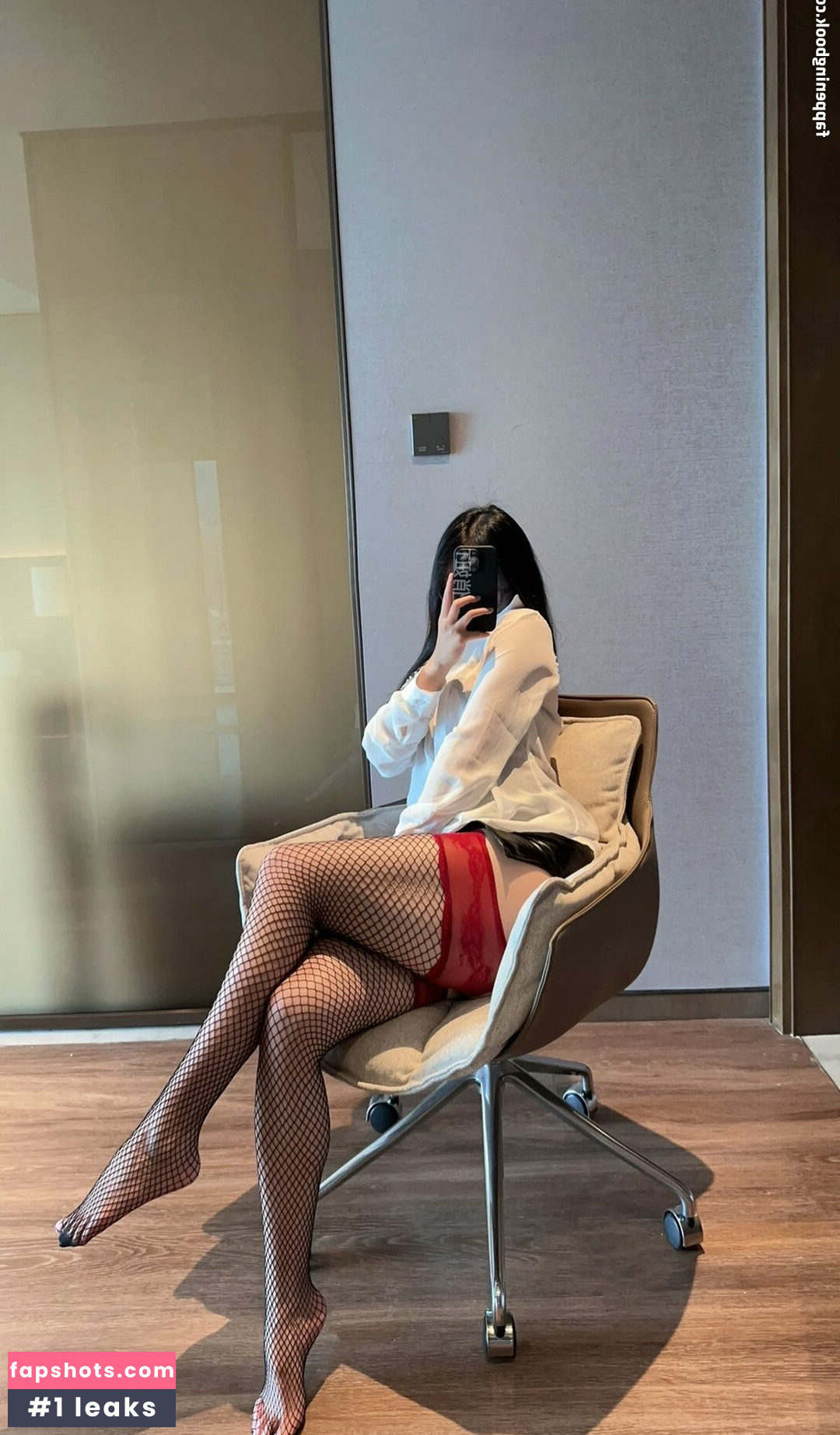 QiaoniuTT gallery photo #1268