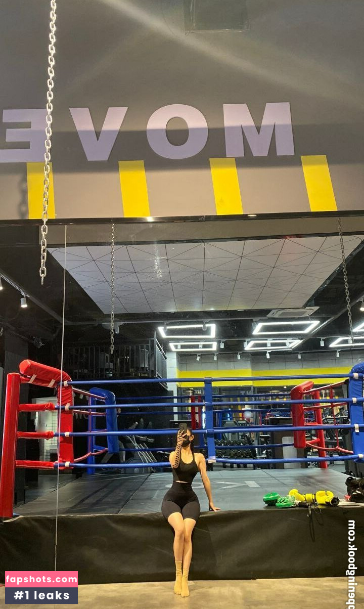 QiaoniuTT gallery photo #1333