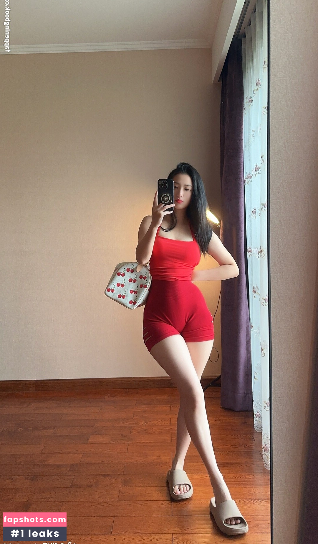 QiaoniuTT gallery photo #135