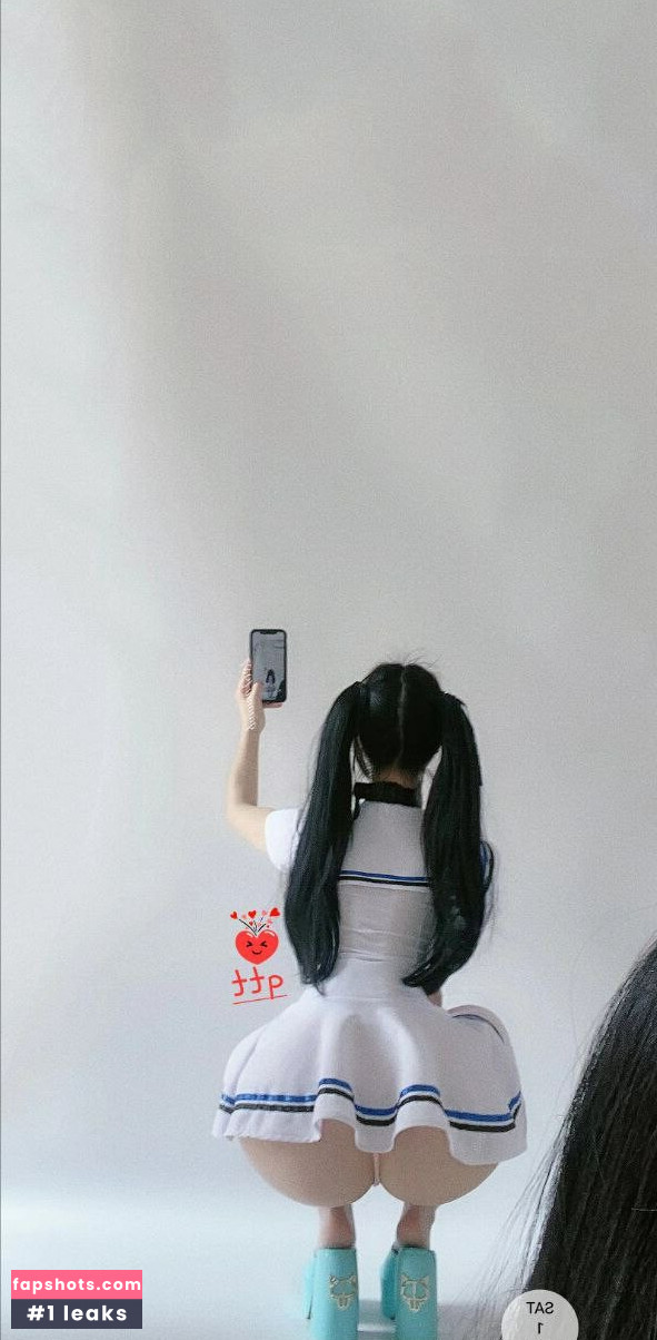 QiaoniuTT gallery photo #1358