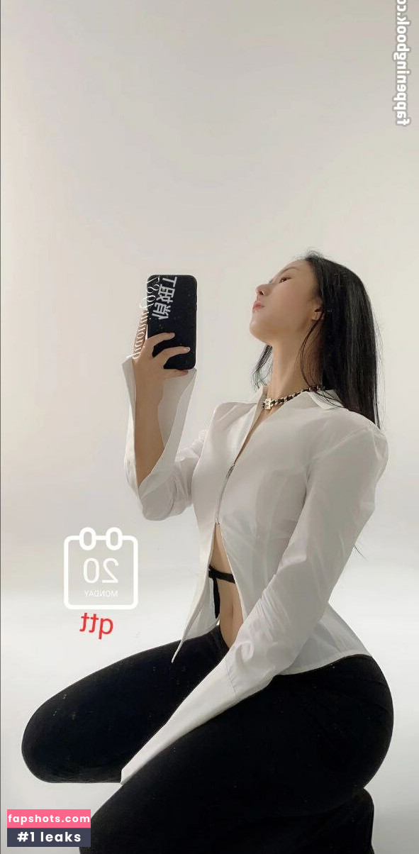 QiaoniuTT gallery photo #1405