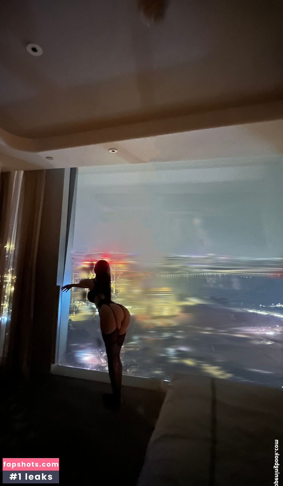 QiaoniuTT gallery photo #1425