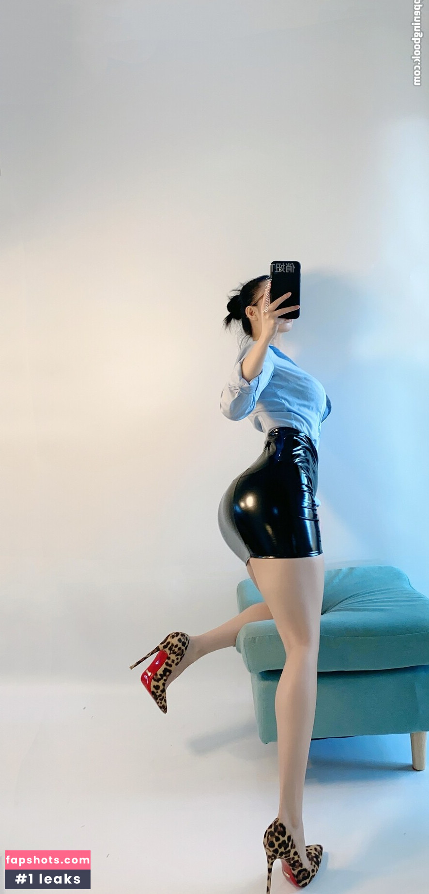 QiaoniuTT gallery photo #1469